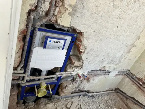 Rekonstrukce koupelny – Žižkov, 5