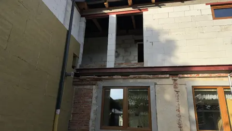 Kompletní realizace fasády rodinného domu – Praha 4, 2